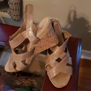 Corcky Wedge